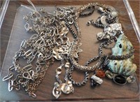 Sterling/925 lot to include necklaces, broaches