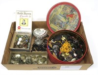 Lot: Vintage Buttons and marbles