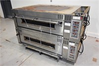 Double Stack Pizza Oven (65"x43 1/2"x 38"H)