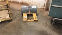 Fabricated Scoop for Forklift