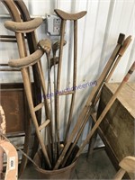Wood crutches, golf clubs