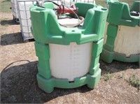 Roundup 120 Gal Poly Chemical Tote