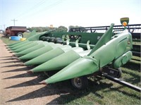 2009 JD 608C Corn Head #H0608CX731229