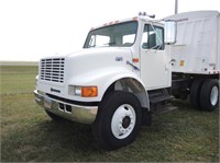 1997 IHC 4900 Day Cab Truck