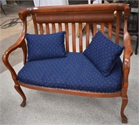2-Seat Mahogany Bench / Settee (Lions Paw)