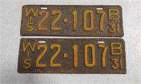 Wisconsin 1931 license plates- pair