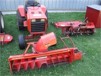 Ingersoll (CASE)  448 Hydrostatic Yard Tractor