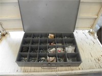 METAL ORGANIZER WITH MACHINE SCREWS