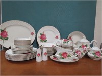 SWINNERTONS CHINA SET- ALICIA PATTERN