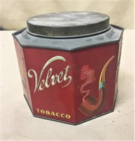 Velvet Octagonal Tin, 4 1/2" L