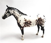 BESWICK HORSE STATUE Black & White Spots