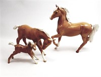 (3 PC) BESWICK HORSE STATUES Lightt Brown & White