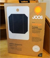 Joos Orange solar battery charger