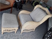 OUTDOOR WICKER CLUB CHAIR WITH OTTOMAN