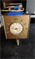 Zenith clock, radio, top turn around