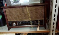 ZENITH RADIO. MODEL K731