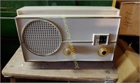 Montgomery Ward Radio
