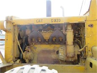 CAT DW20 Tractor