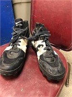 CLEATS- SIZE 15
