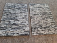 MATCHING PAIR OF ACCENT RUGS NEW CONDITION
