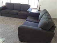 ASHLEY FULL COUCH & LOVESEAT