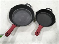 2 Cast Iron Pans