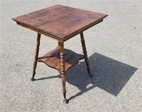 ANTIQUE CLAW FOOT TABLE
