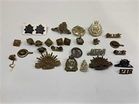LARGE QTY OF MILITARY BADGES INCLUDES