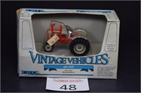 1/43 Ford 981 & English Fordson Ertl Toy Tractors