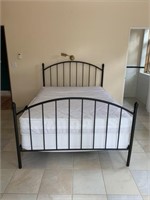 Modern Queen Size Iron Bed