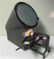 Micro Vu Model 500HP Optical Comparator 12"