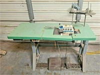 Juki MO-2512 Sewing Machine