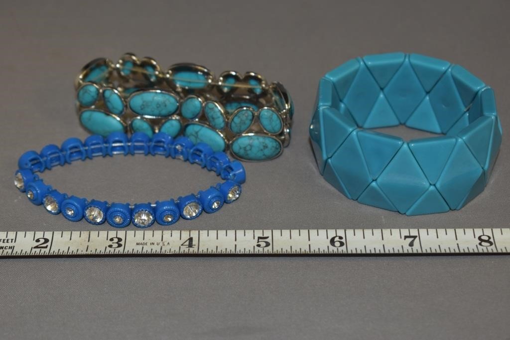 Jewelry Part 8 On Line Auction Some Clothing w/ Live Preview