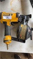 DeWalt air nailer roof nailer