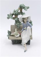 Lladro #5365 Sunday In The Park Porcelain Figurine