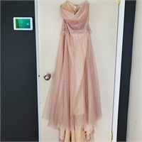 Monique Lhuillier Gown Size 4