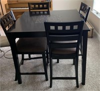 Table w/Tile Center&4 Padded Chairs-Very Good Cond