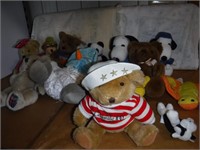 Stuffed Bears & Dolls