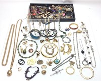 VTG. & MODERN COSTUME JEWELRY COLLECTION