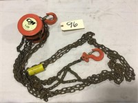 CM 622 1/2 ton Chain Hoist