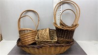 8 WOVEN BASKETS