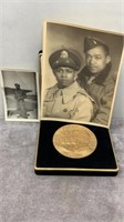 3" U.S. MINT CHALLENGE COIN W/ 3 PHOTOS TUSKEGEE