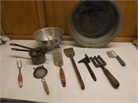 Vintage Kitchen - Some nice pieces
