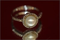 14 KW pearl and diamond ring.