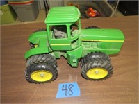 JD 4X4 Tractor with duals