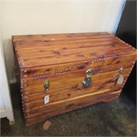 Hand made cedar chest w/tray and beadspread