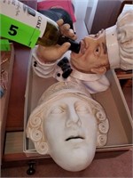 FACE WALL DECORATION- CHEF WINE BOTTLE HOLDER