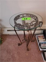 SMALL ROUND GLASS TOP STAND W/ METAL BASE