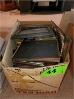 LOT VARIOUS PICTURE FRAMES