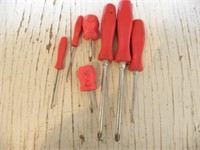 RED HANDLED SNAP ON SCREWDRIVERS